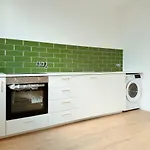 Helles Elegantes Zimmer In Berlin-Schoeneberg 5